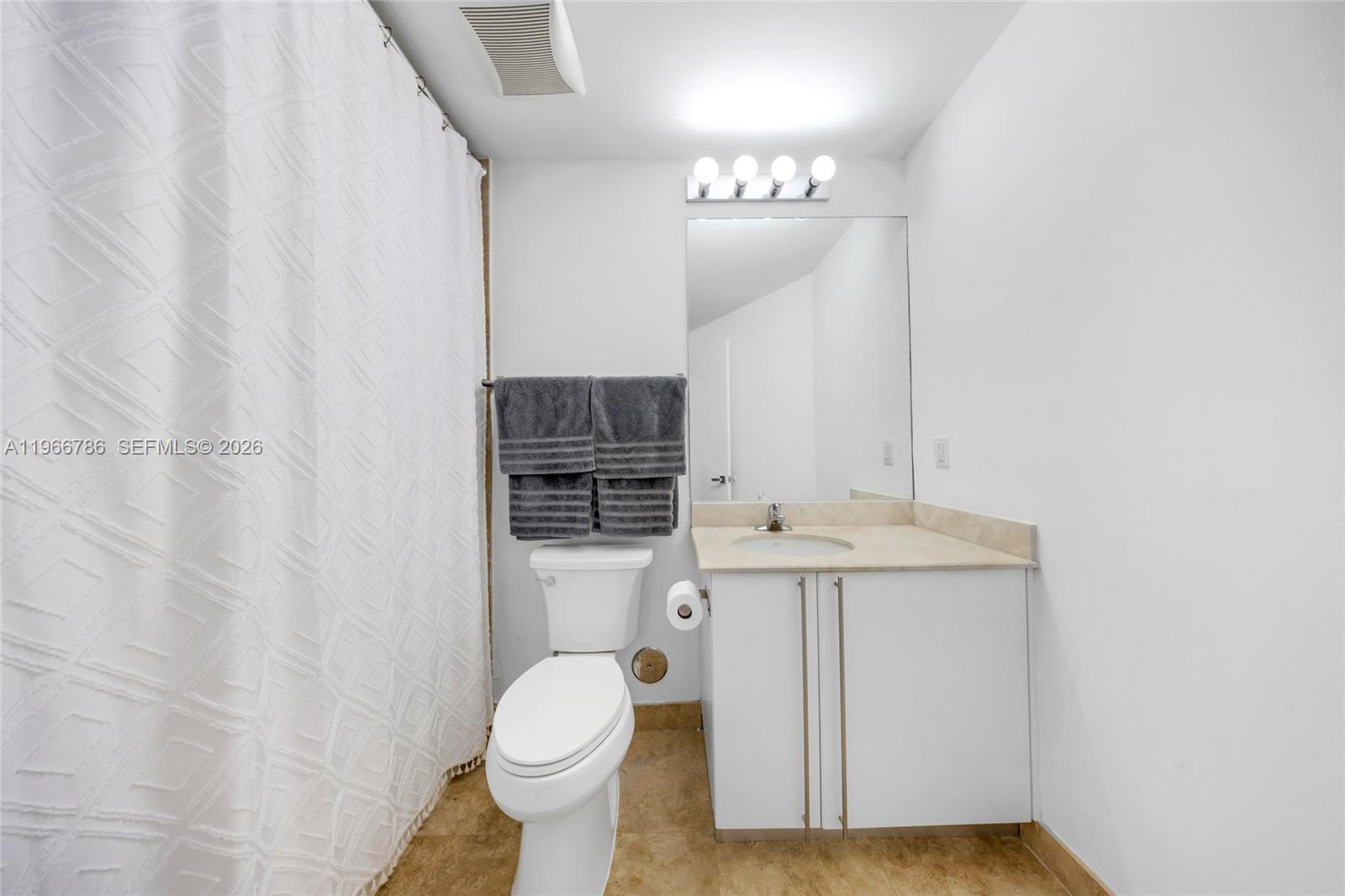 3030 AVENTURA CONDO - Residential