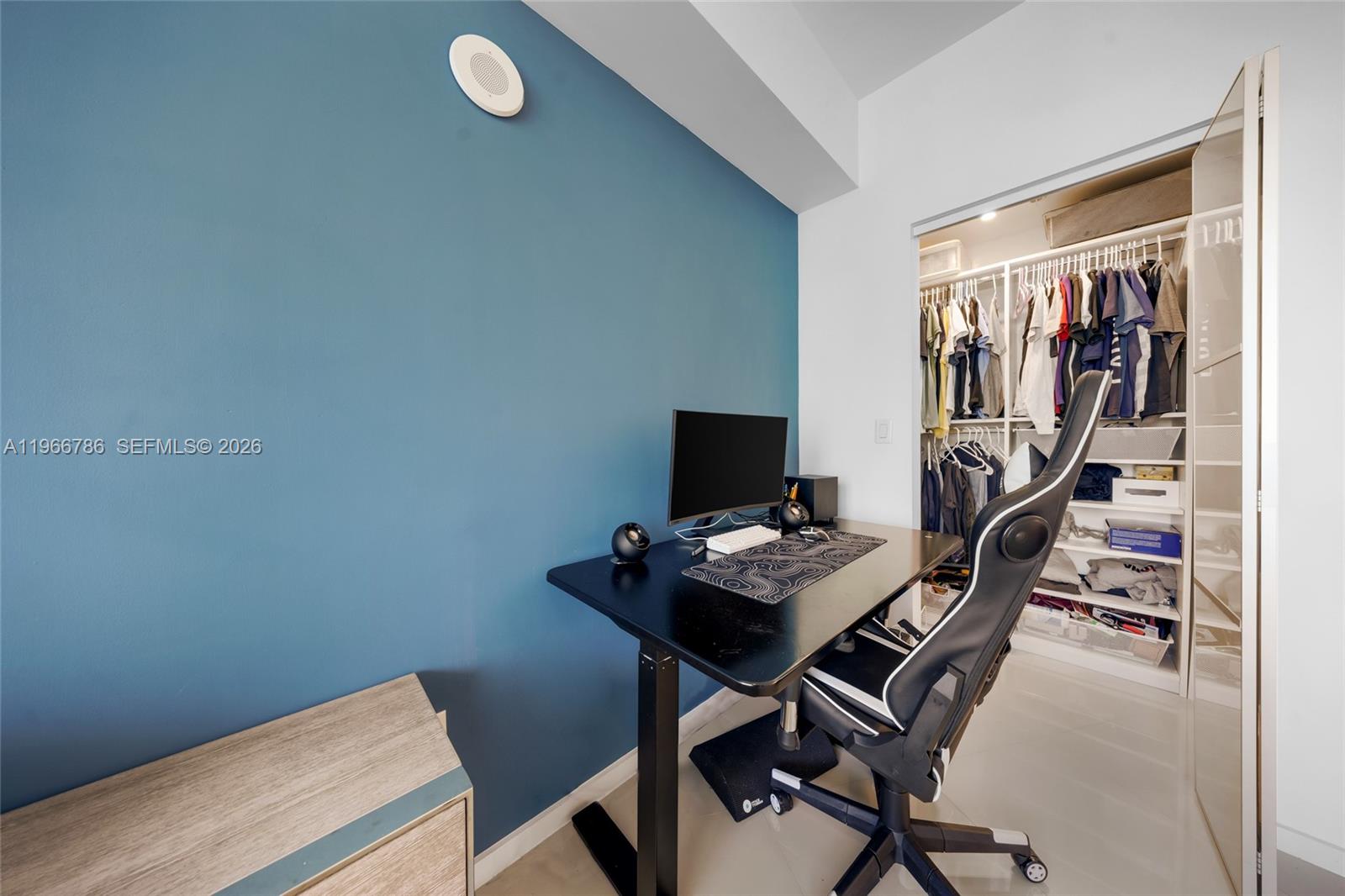 3030 AVENTURA CONDO - Residential