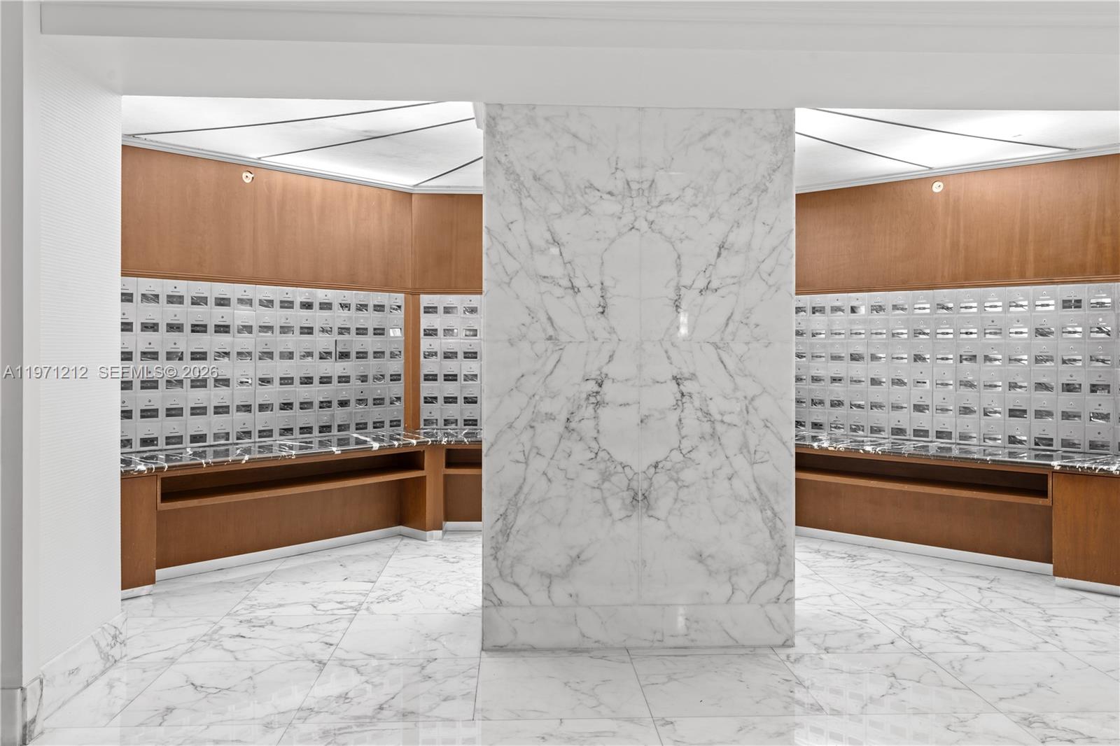 5600 CONDO - Residential