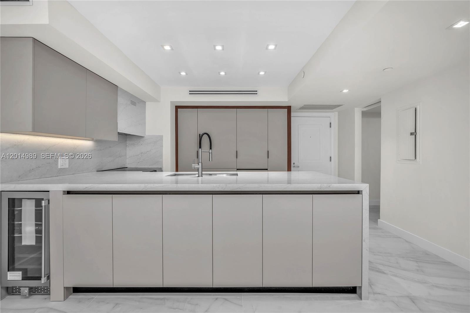 SPIAGGIA OCEAN CONDO - Residential