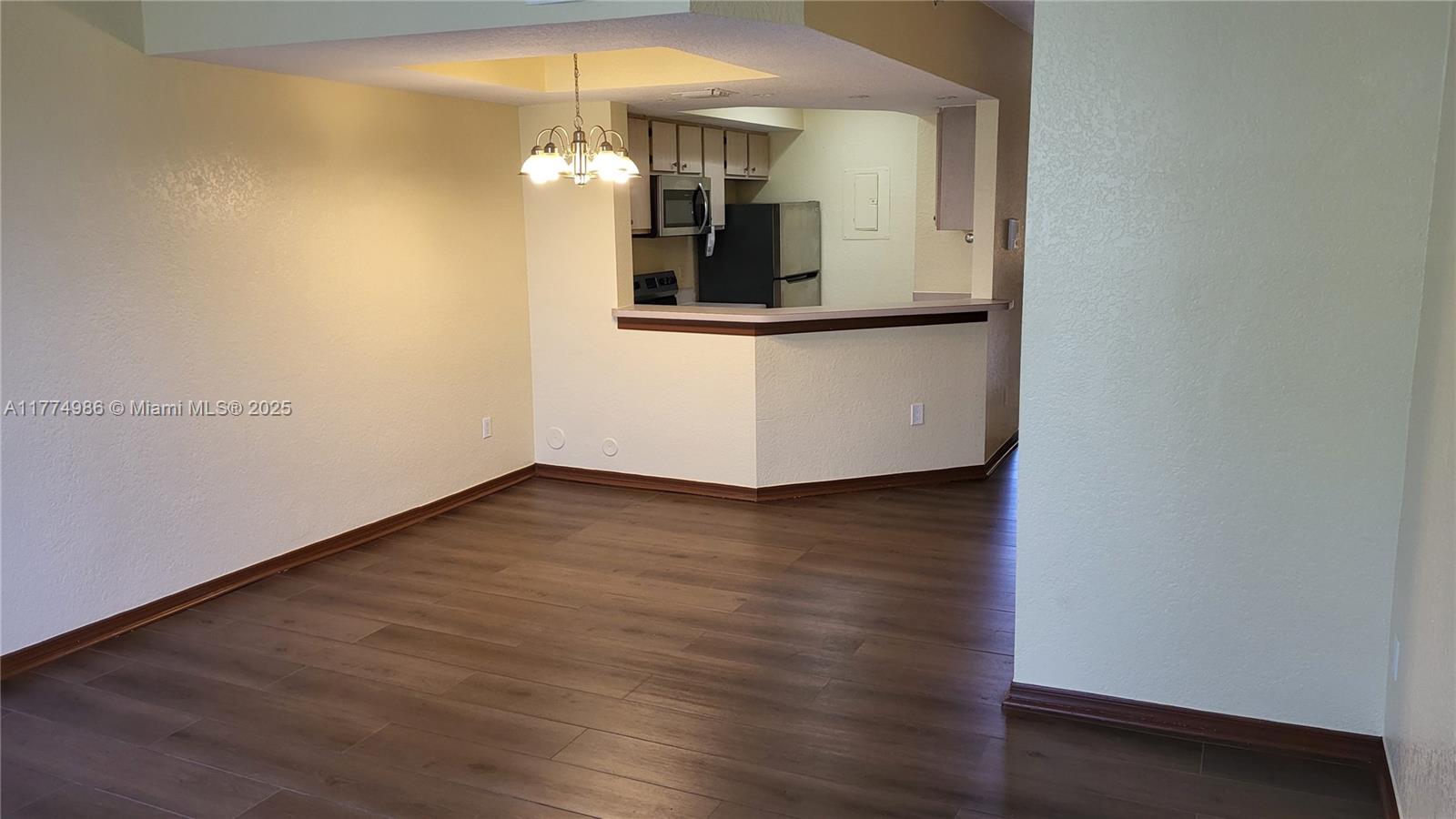 VILLAS DE TUSCANY CONDO - Residential