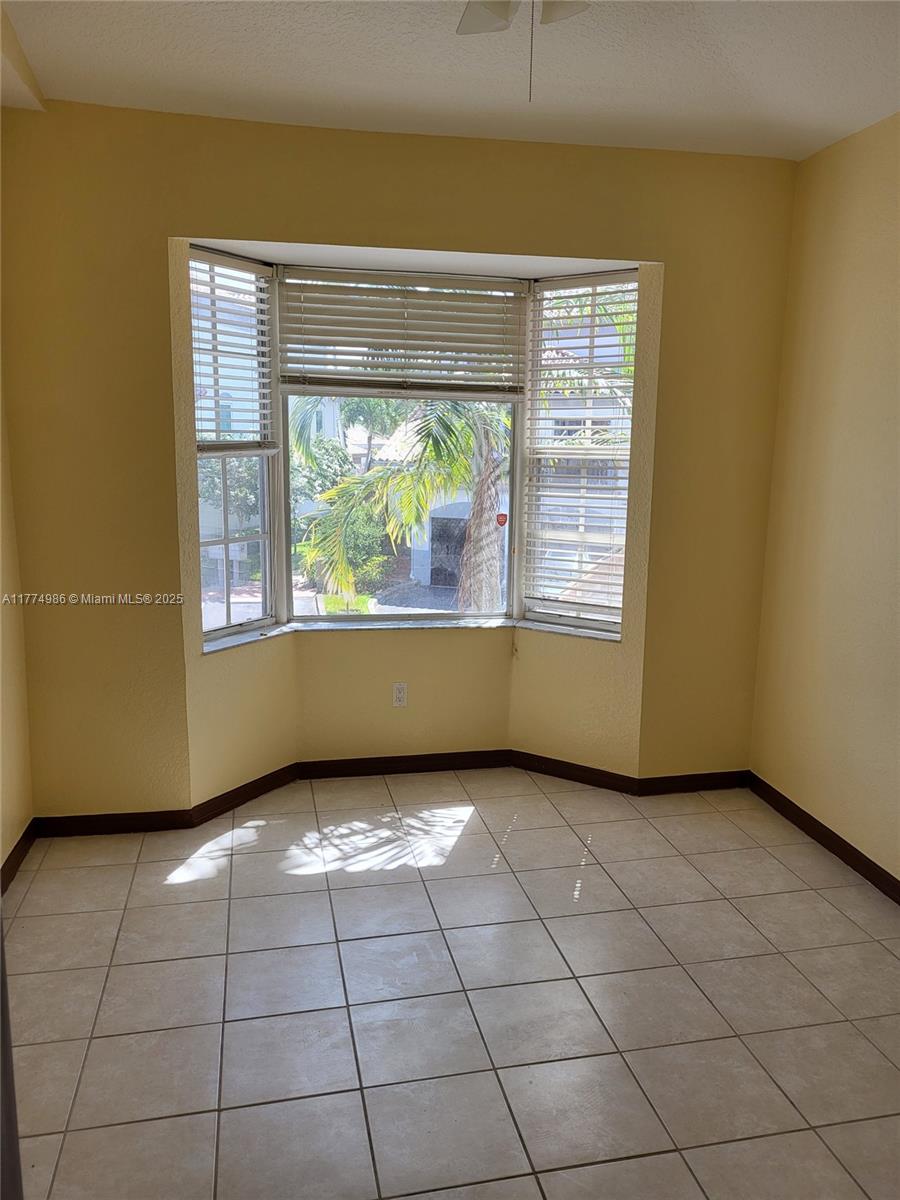 VILLAS DE TUSCANY CONDO - Residential