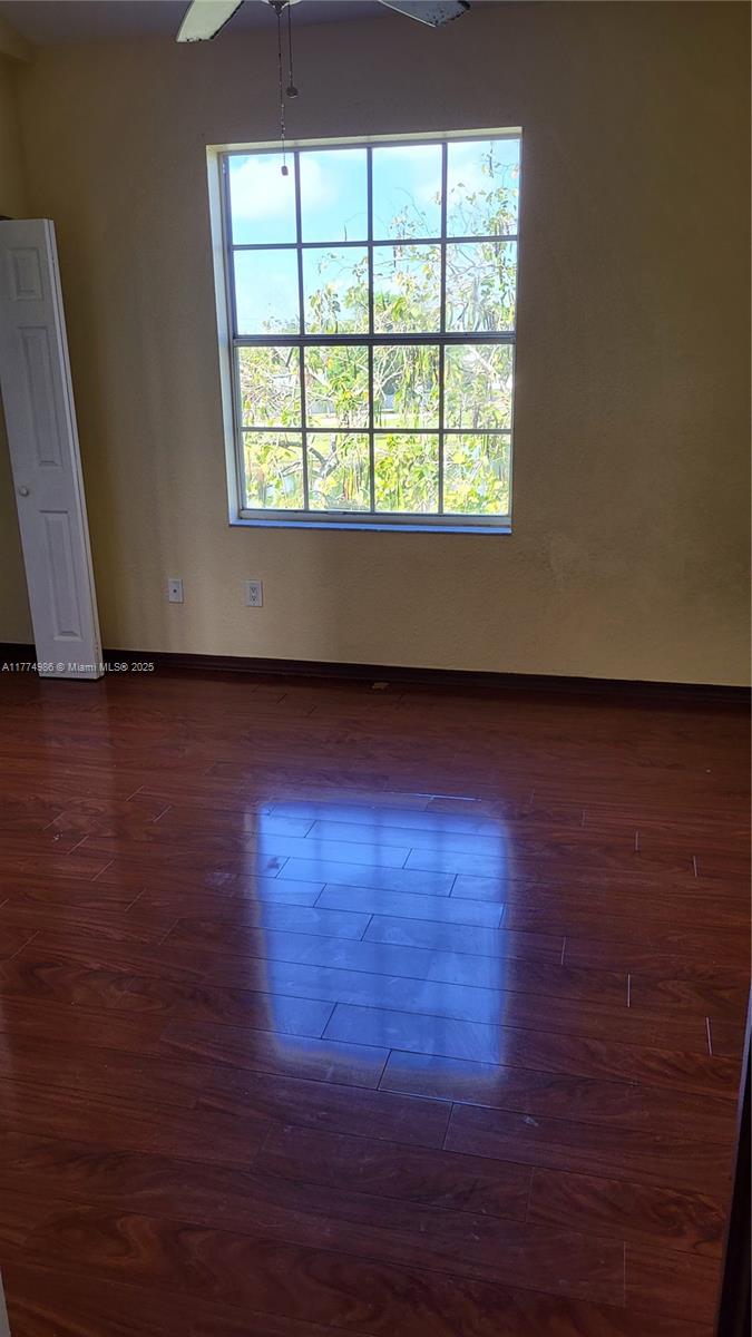 VILLAS DE TUSCANY CONDO - Residential