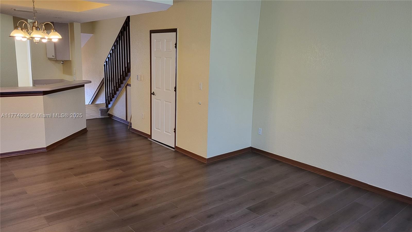 VILLAS DE TUSCANY CONDO - Residential