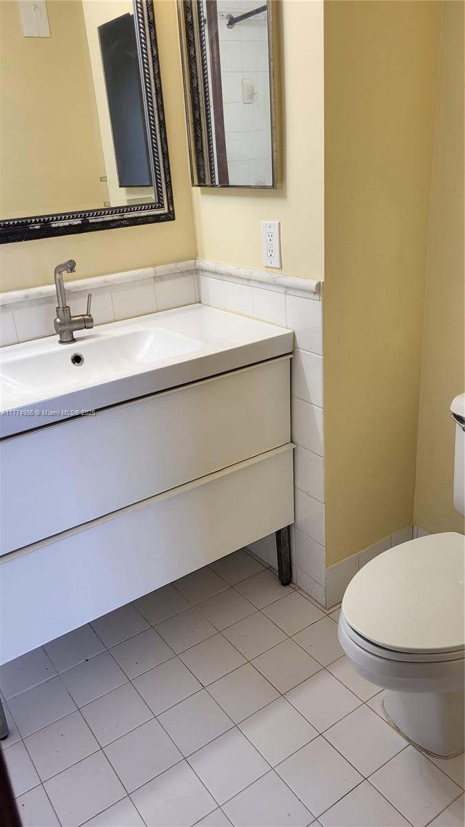 VILLAS DE TUSCANY CONDO - Residential