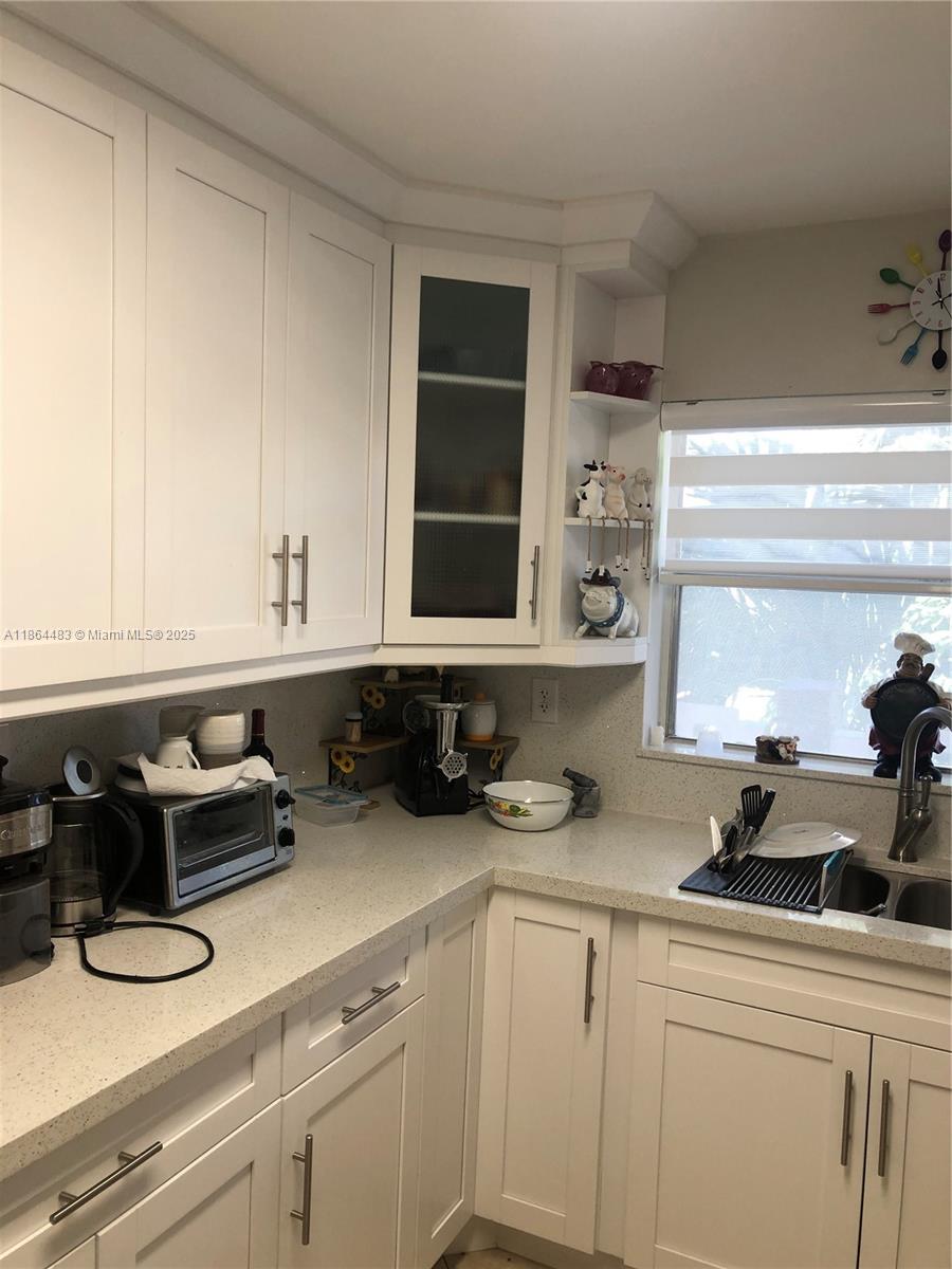 SUNRISE LAKES 125 CONDO - Residential