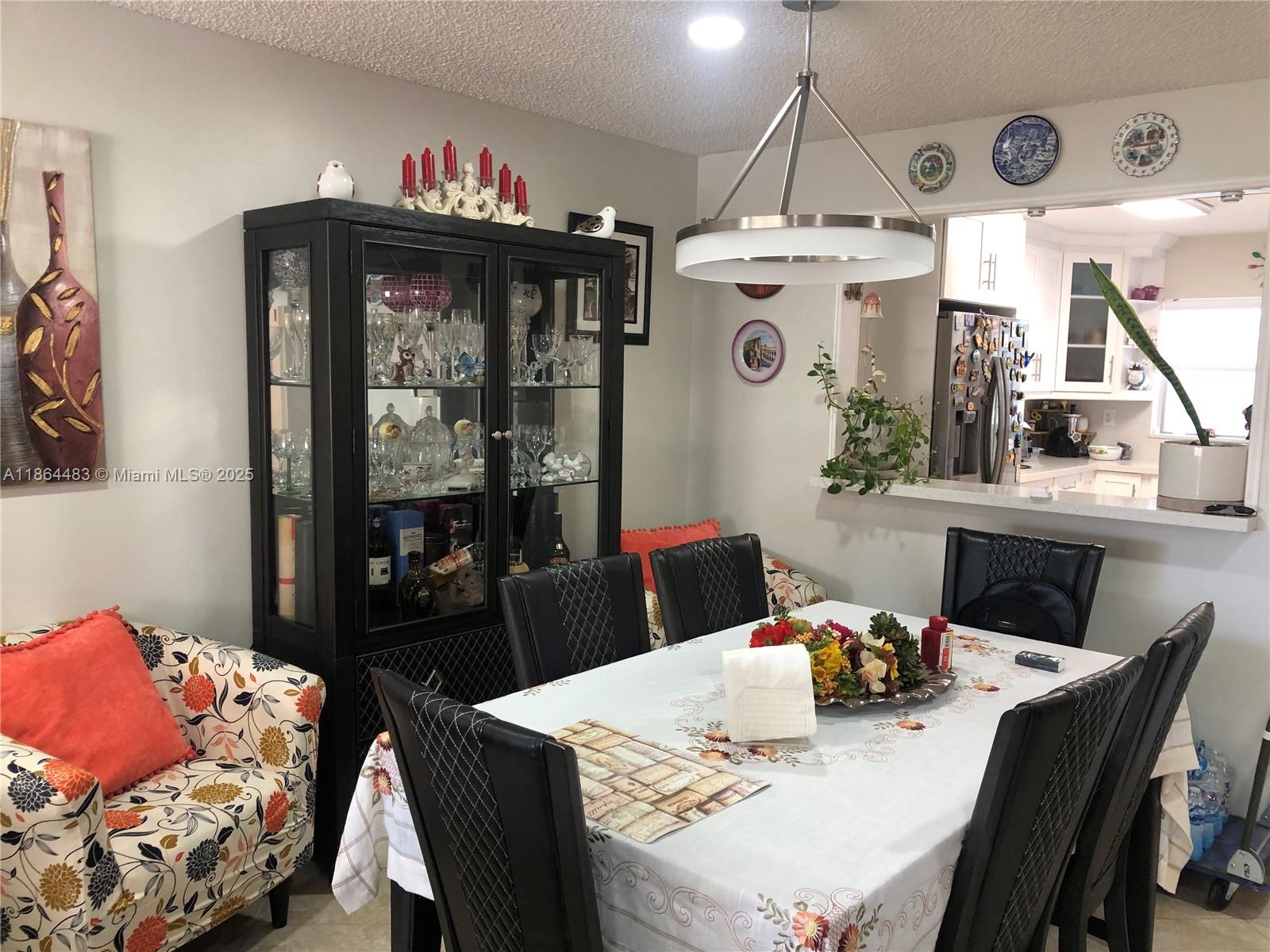 SUNRISE LAKES 125 CONDO - Residential