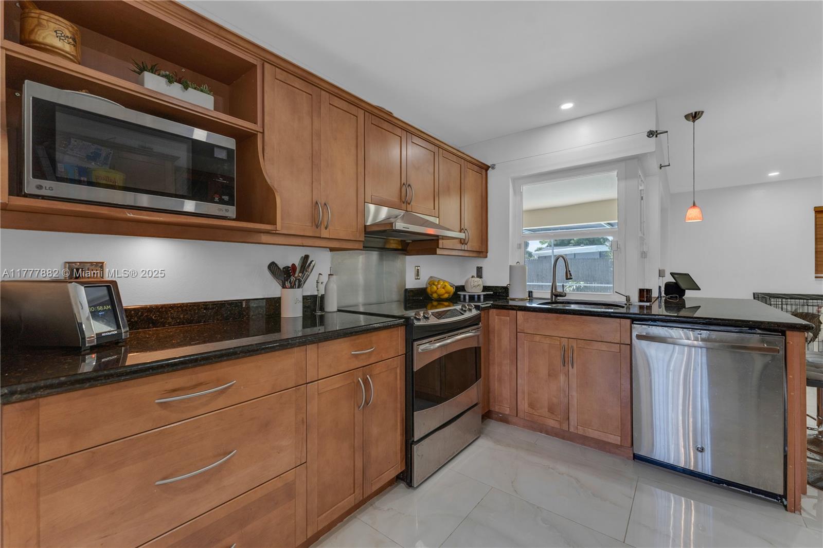 ORIOLE-MARGATE SEC 3 - Residential