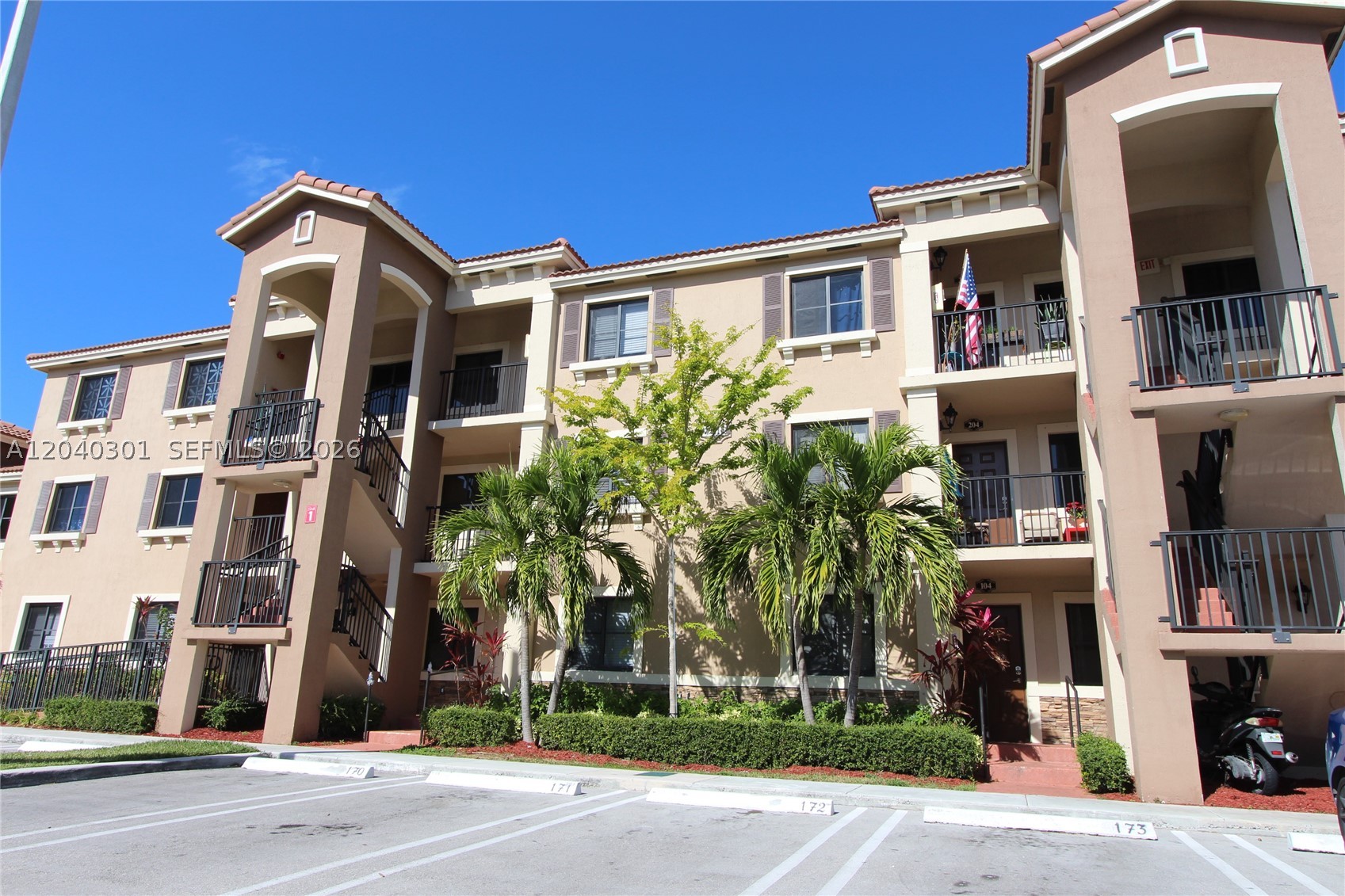 Photo 1 of 27 — 22931 SW 88th Pl 105, Cutler Bay, FL 33190