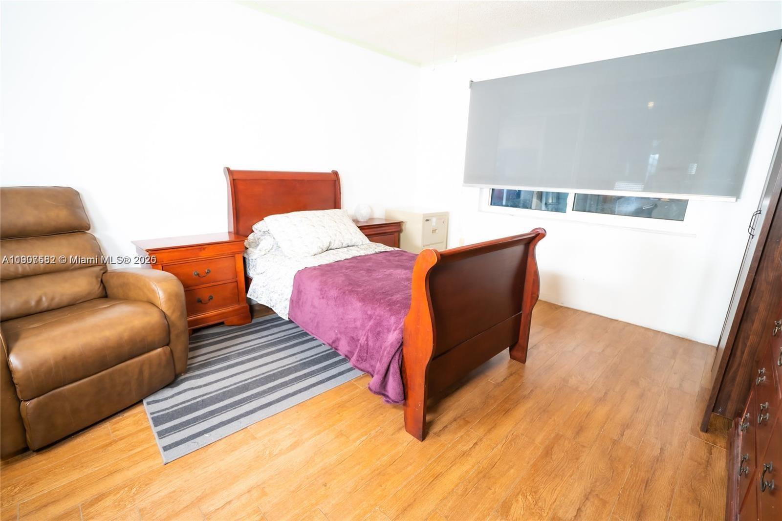 LONDON ESTATES 1ST ADDN - Residential Lease