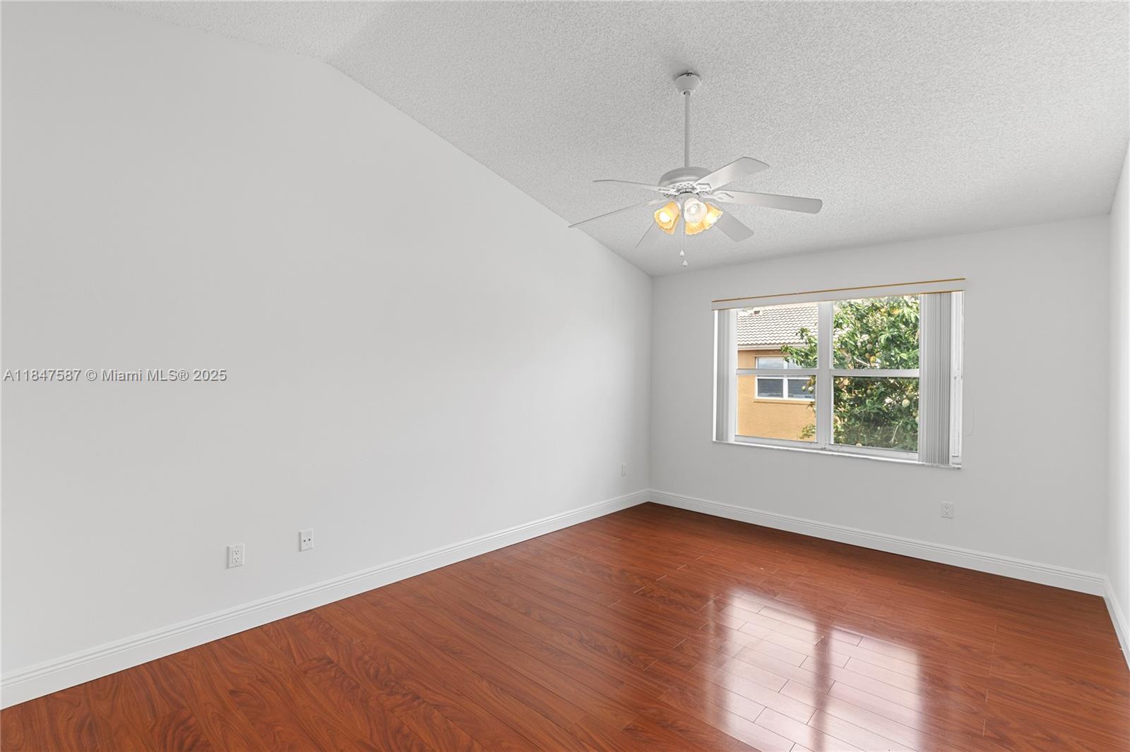 TOWNGATE - Residential Lease