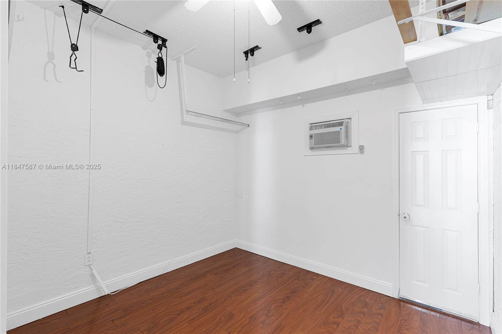 TOWNGATE - Residential Lease