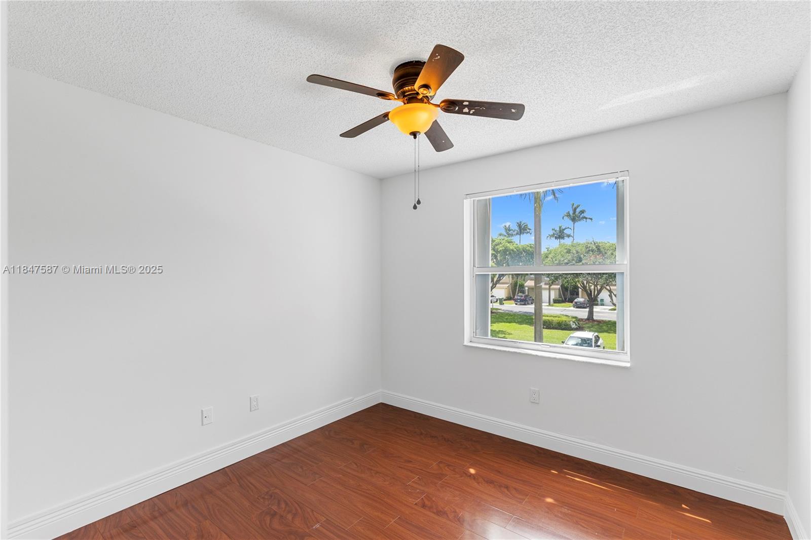 TOWNGATE - Residential Lease