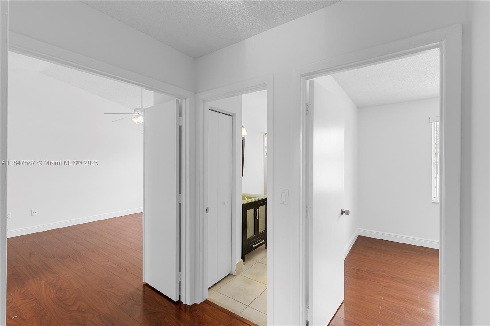 TOWNGATE - Residential Lease