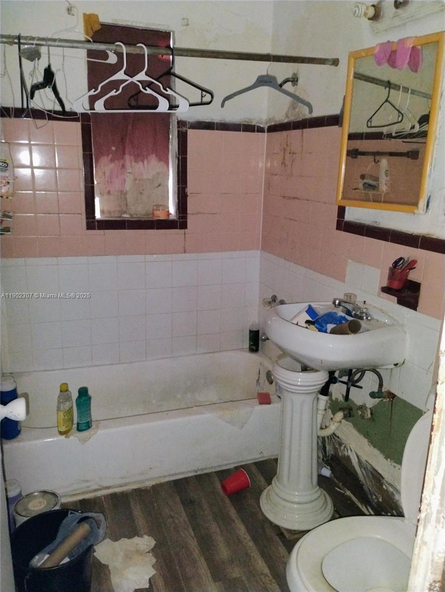 NEW HAVEN SUB - Residential Income