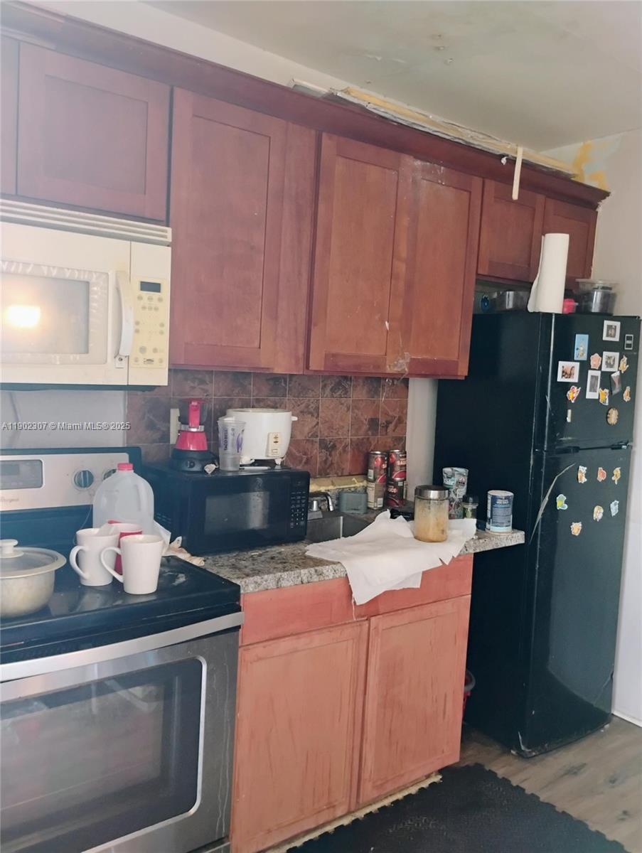 NEW HAVEN SUB - Residential Income