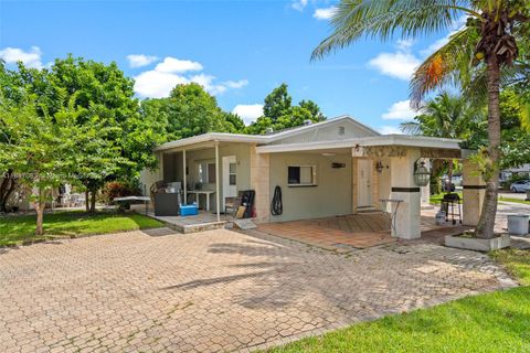 Photo of 6045 Dawson St, Hollywood, FL 33023 (MLS # A11887083)