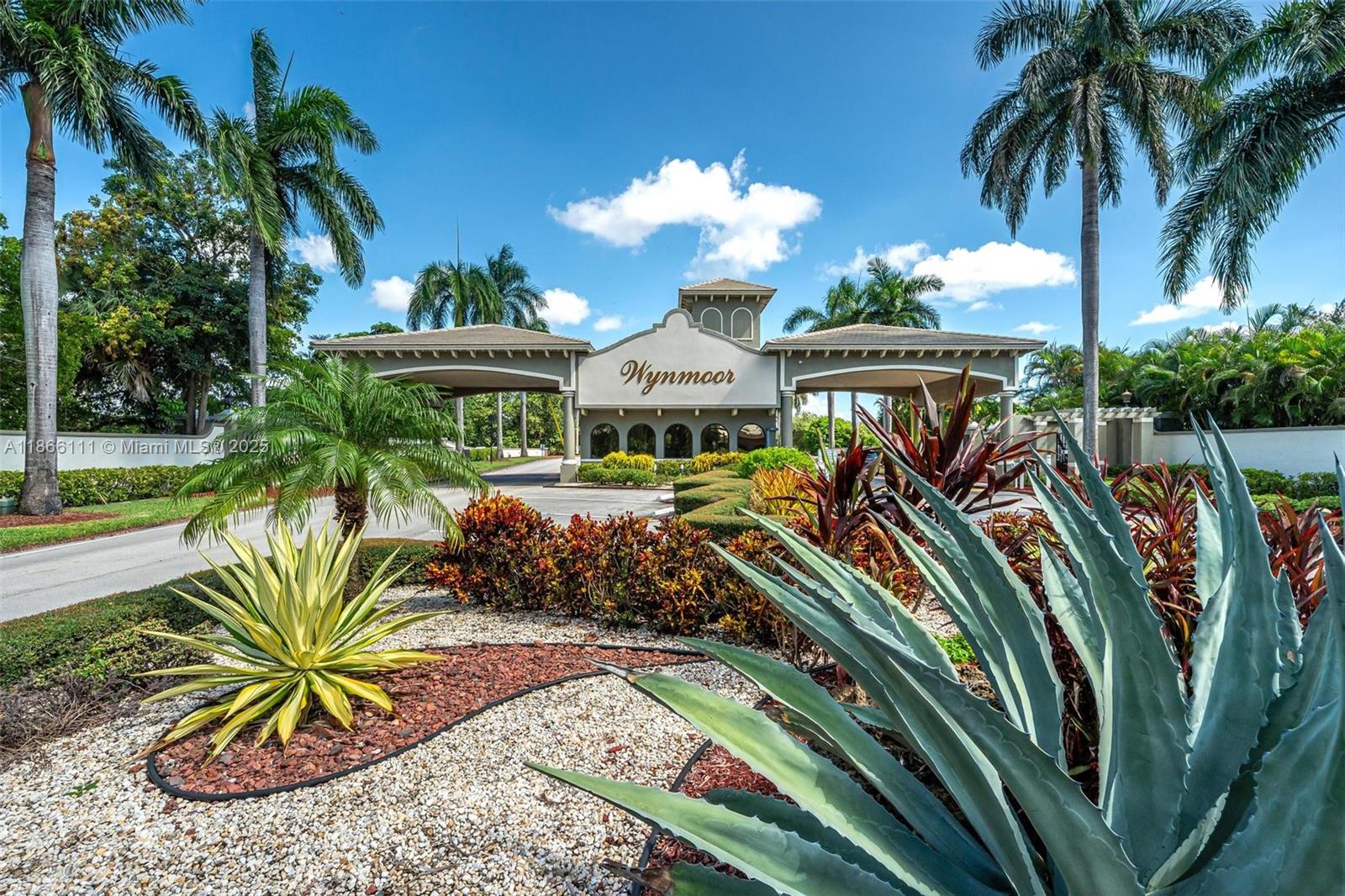 4701 Martinique Dr k1