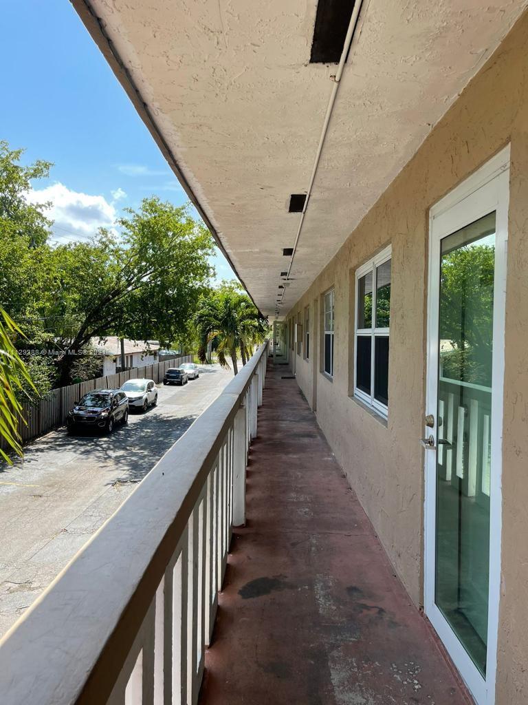 PALMS AT DANIA BEACH (THE - Residential