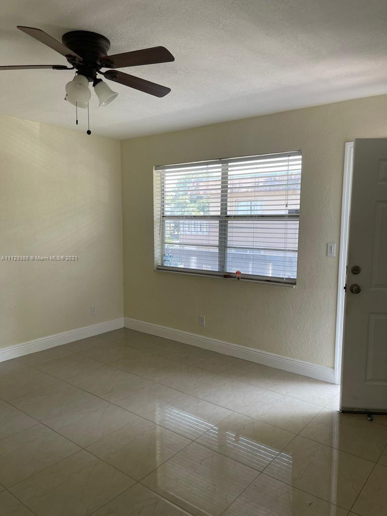 PALMS AT DANIA BEACH (THE - Residential