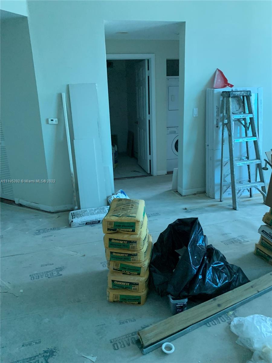 Photo 4 of 14 of 357 Almeria Ave 1506 condo