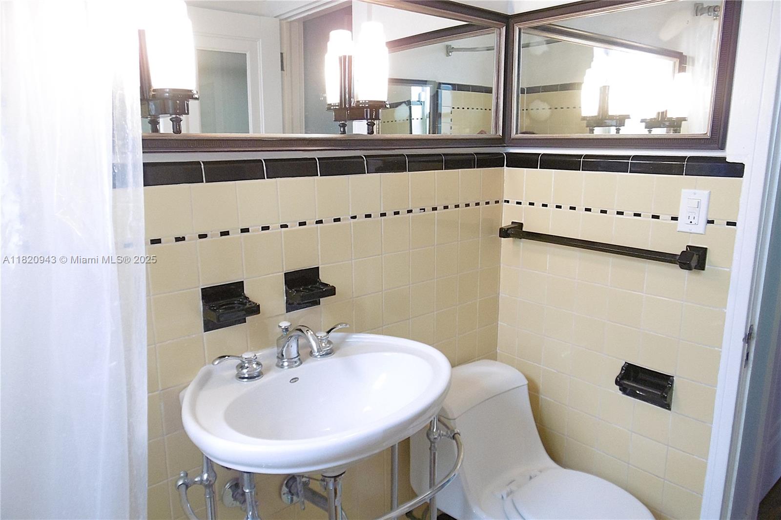 MERIDIAN BEACH CONDO - Residential Lease