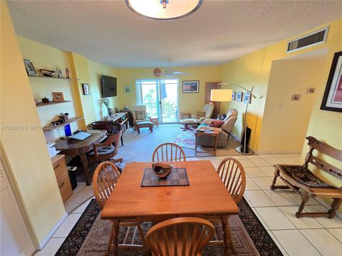 Tiny photo for 6000 NE 22nd Way #7D, Fort Lauderdale, FL 33308 (MLS # A12002163)