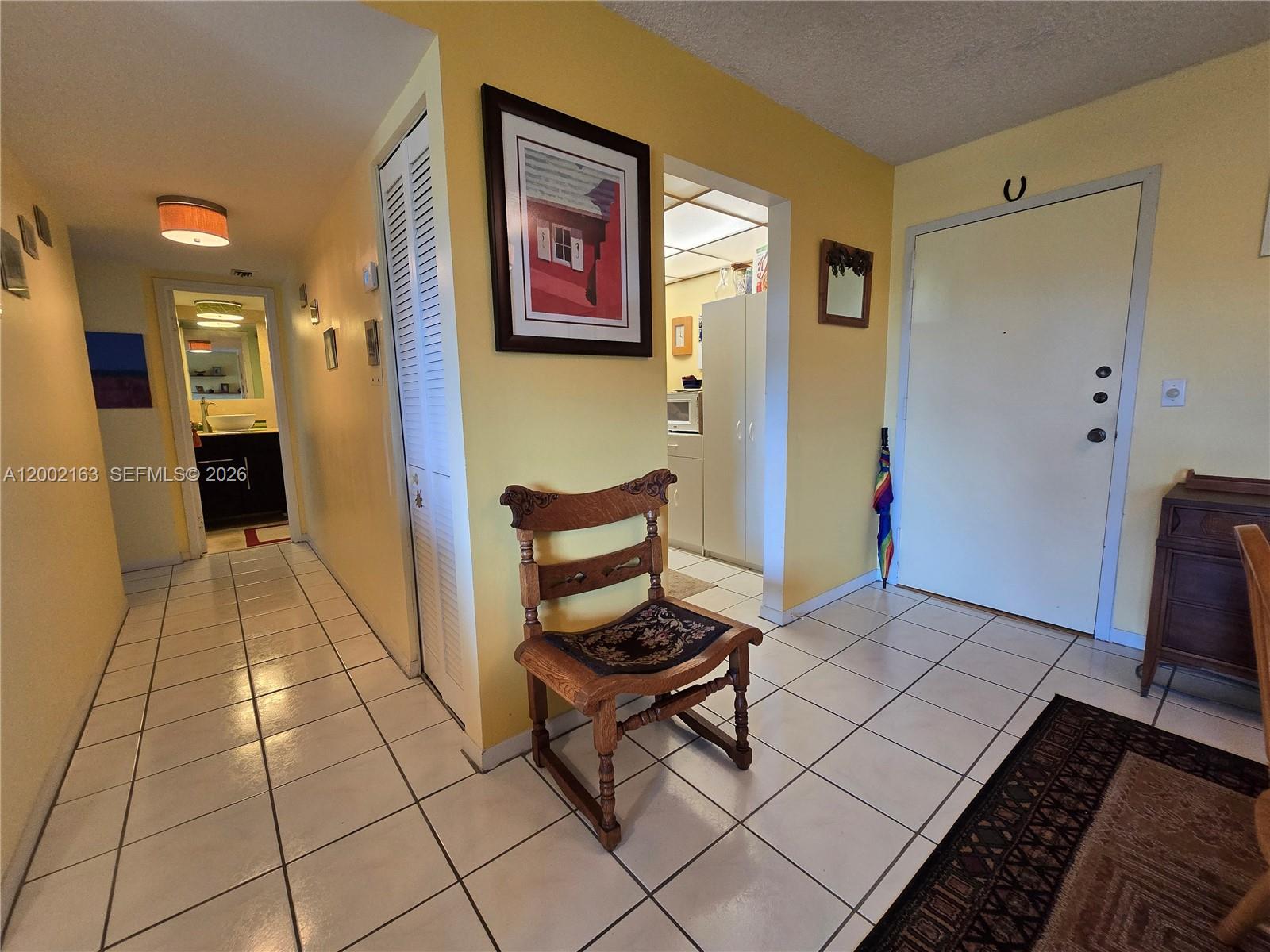 IMPERIAL POINT CONDO - Residential