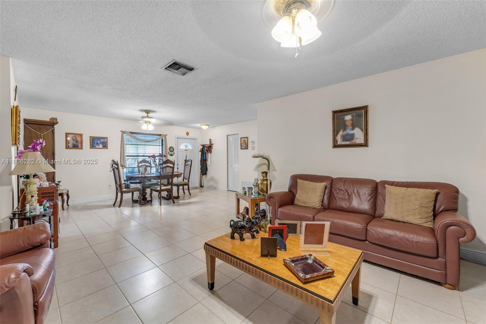 WINSTON PARK UNIT 8 - Residential