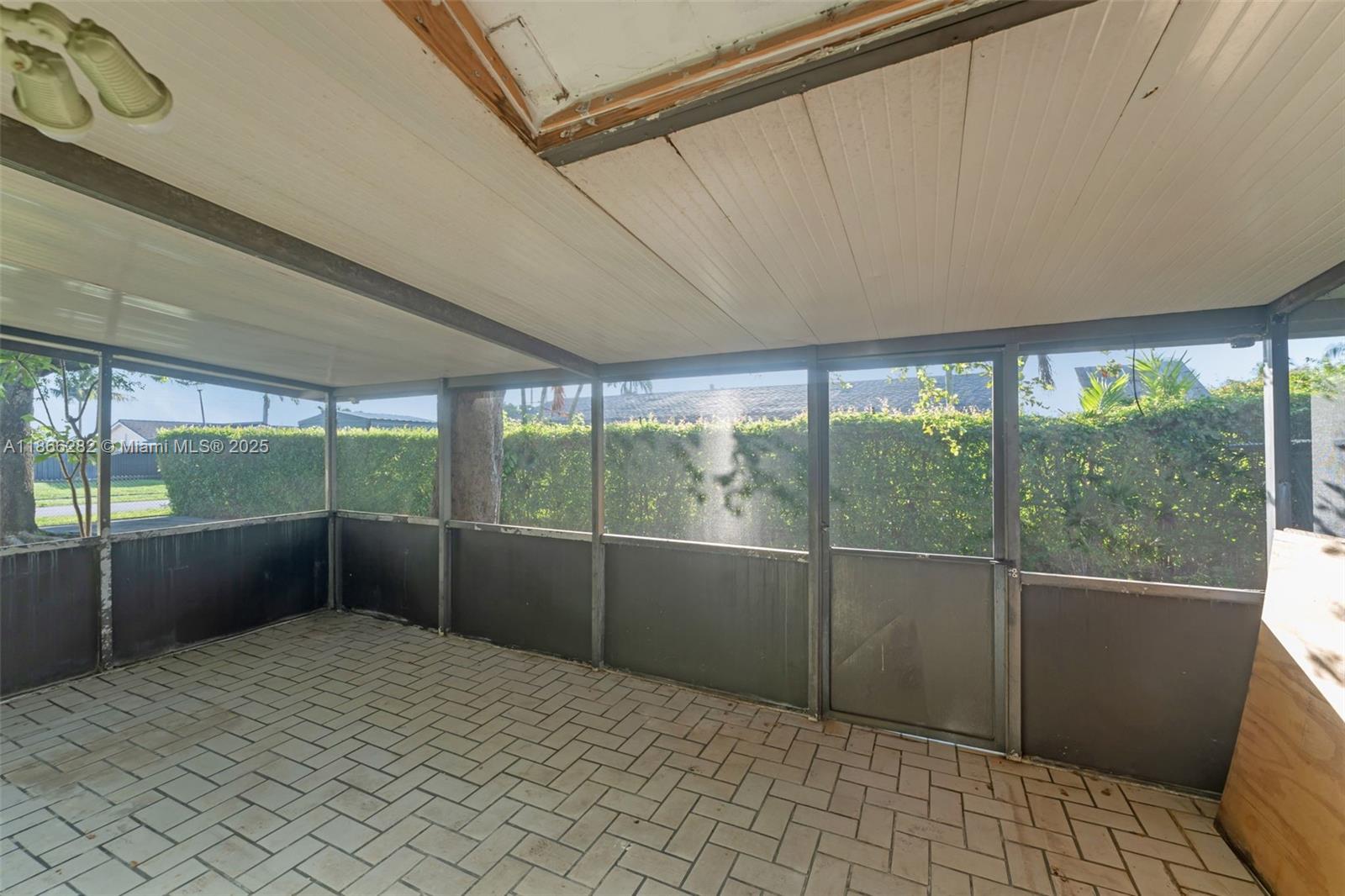 WINSTON PARK UNIT 8 - Residential