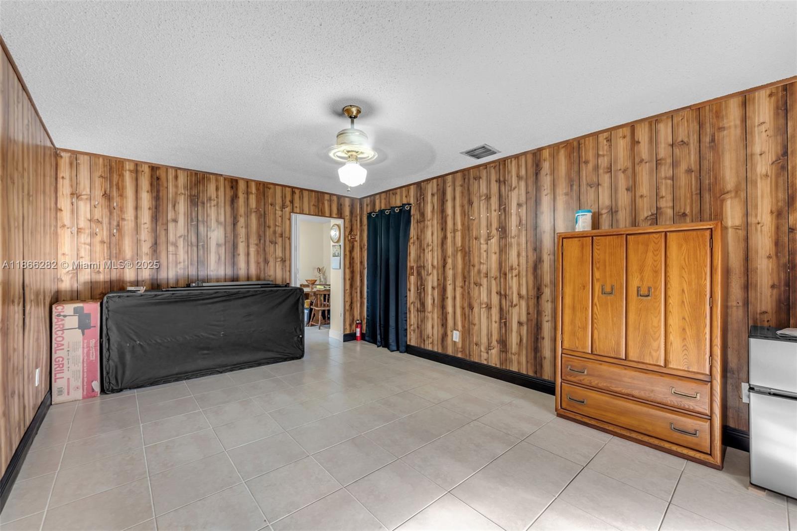 WINSTON PARK UNIT 8 - Residential