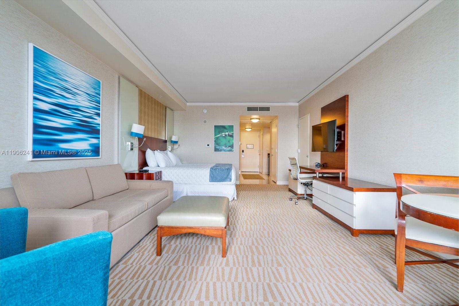 TRUMP INTERNATIONAL SONES - Residential