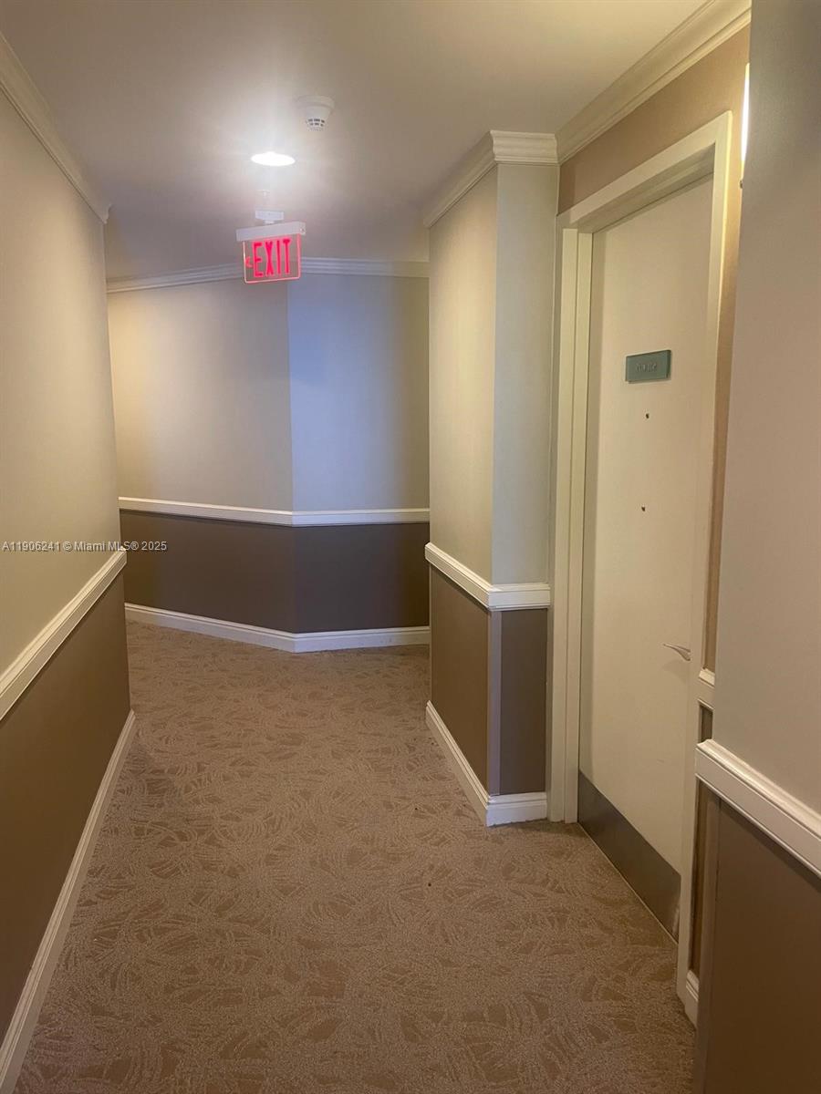 TRUMP INTERNATIONAL SONES - Residential