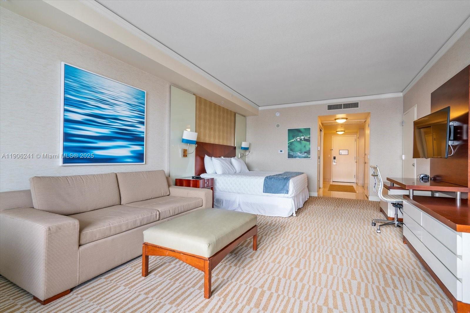 TRUMP INTERNATIONAL SONES - Residential