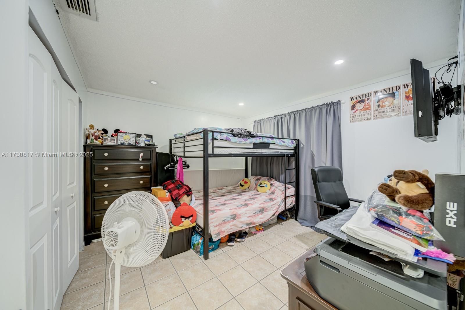 MILLER VILLAS CONDO - Residential