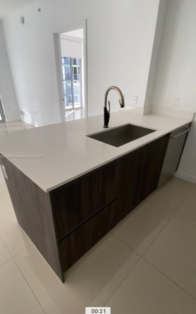 ARIA ON THE BAY CONDO - Residential Lease