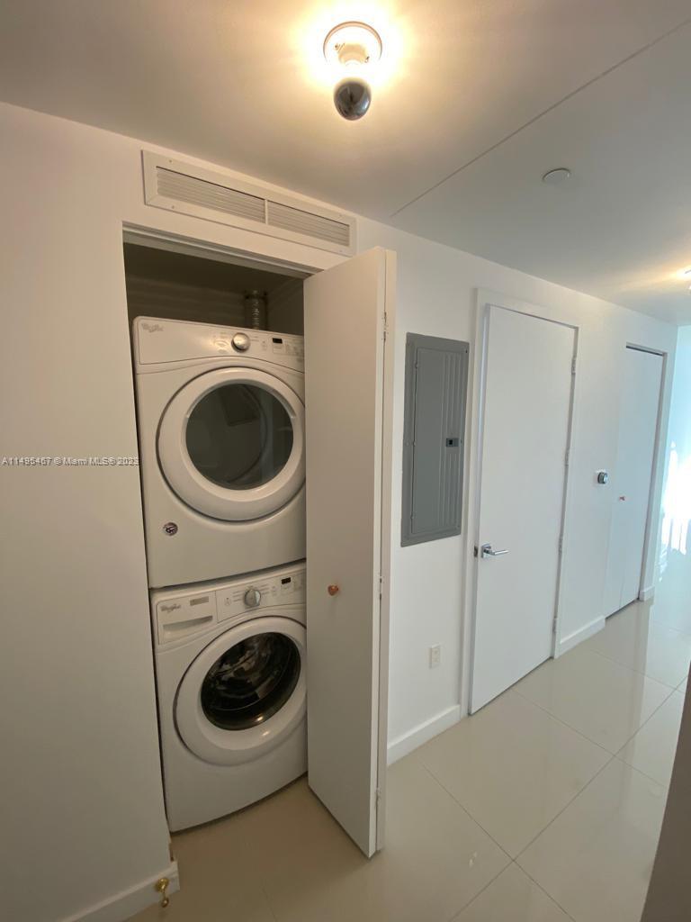ARIA ON THE BAY CONDO - Residential Lease