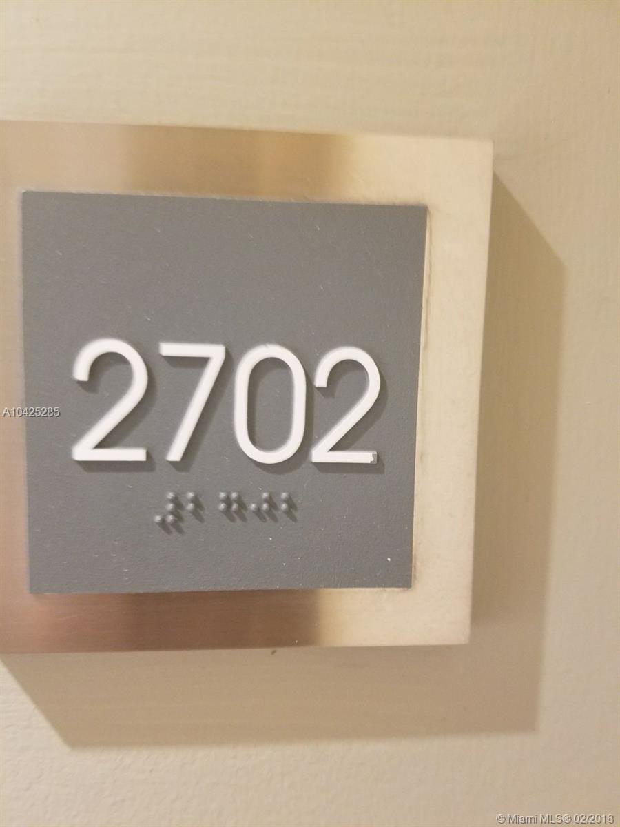 THE PLAZA 901 BRICKELL - Residential Lease