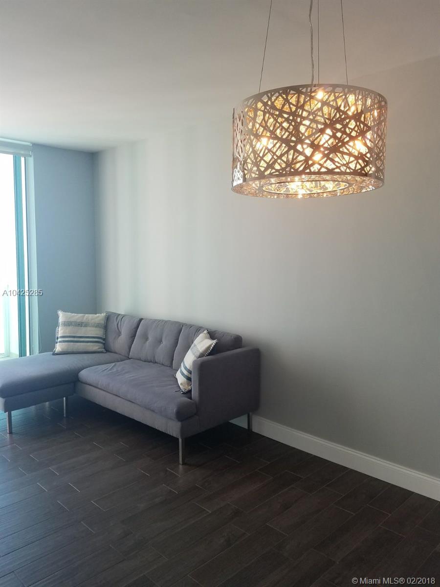 THE PLAZA 901 BRICKELL - Residential Lease