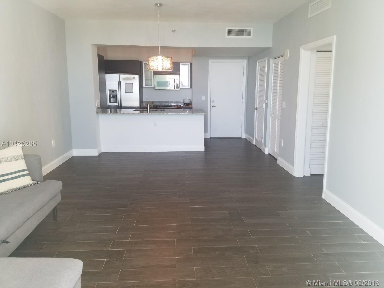 THE PLAZA 901 BRICKELL - Residential Lease