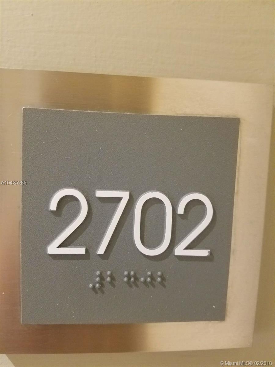 THE PLAZA 901 BRICKELL - Residential Lease