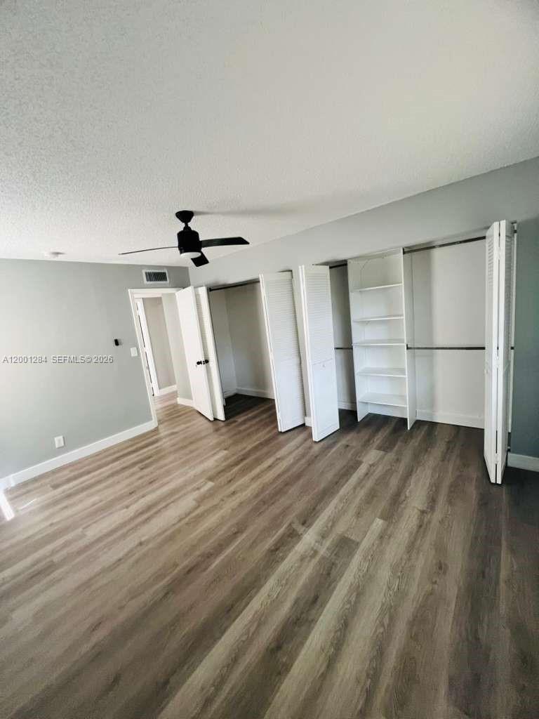 RAMBLEWOOD EAST CONDO - Residential