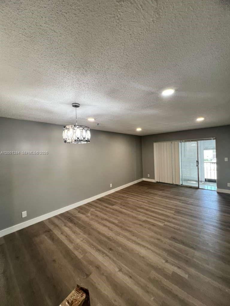 RAMBLEWOOD EAST CONDO - Residential