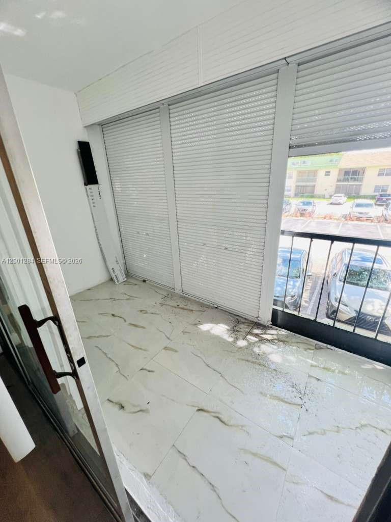 RAMBLEWOOD EAST CONDO - Residential