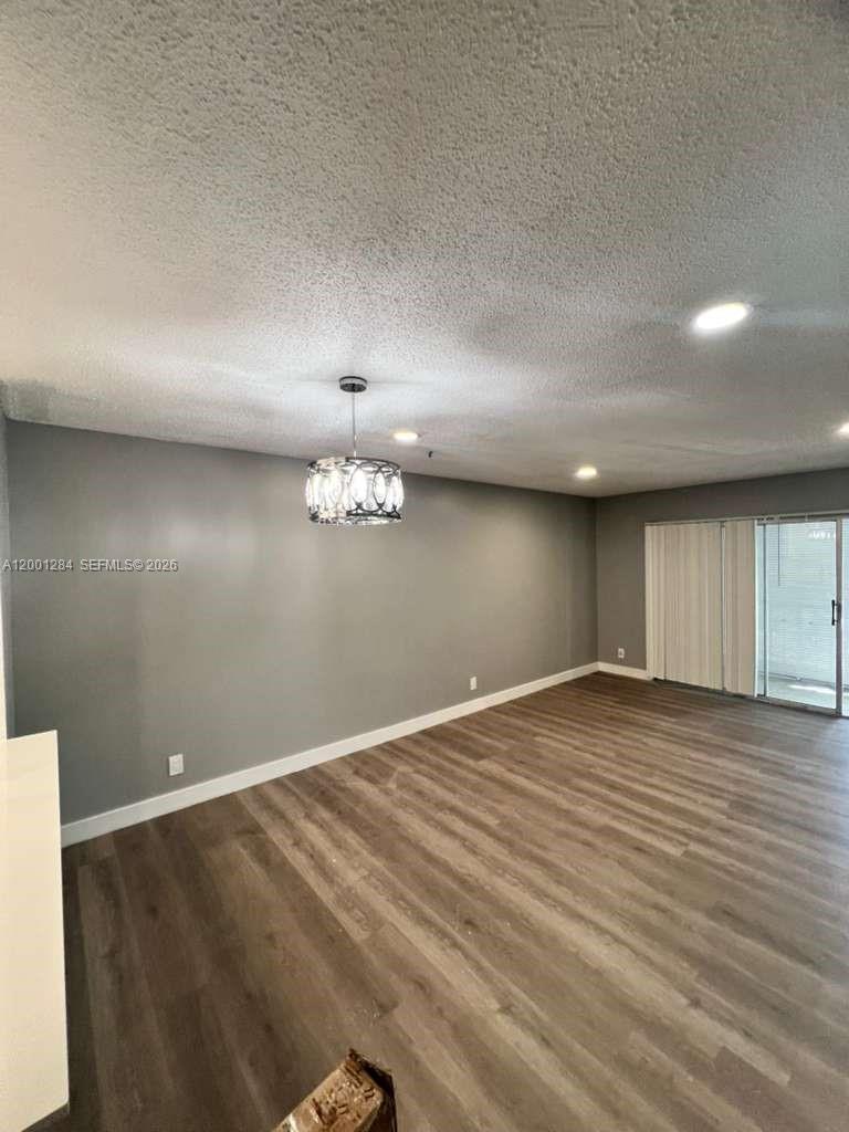 RAMBLEWOOD EAST CONDO - Residential