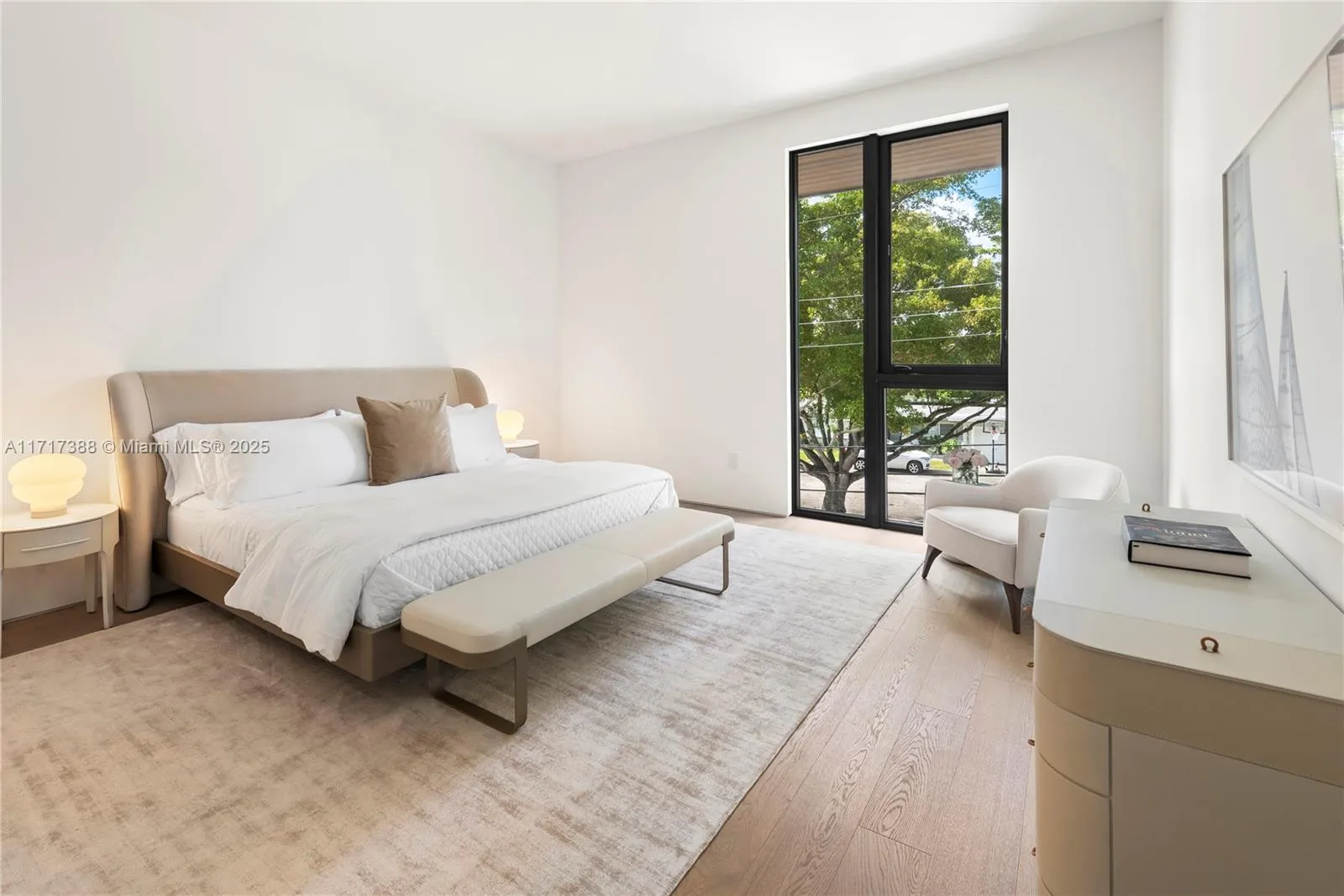 North Miami, Florida 33181, United States, 7 Bedrooms Bedrooms, ,7 BathroomsBathrooms,Residential,Active,22216