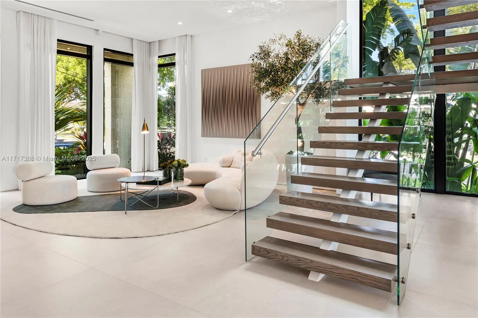 North Miami, Florida 33181, United States, 7 Bedrooms Bedrooms, ,7 BathroomsBathrooms,Residential,Active,22216