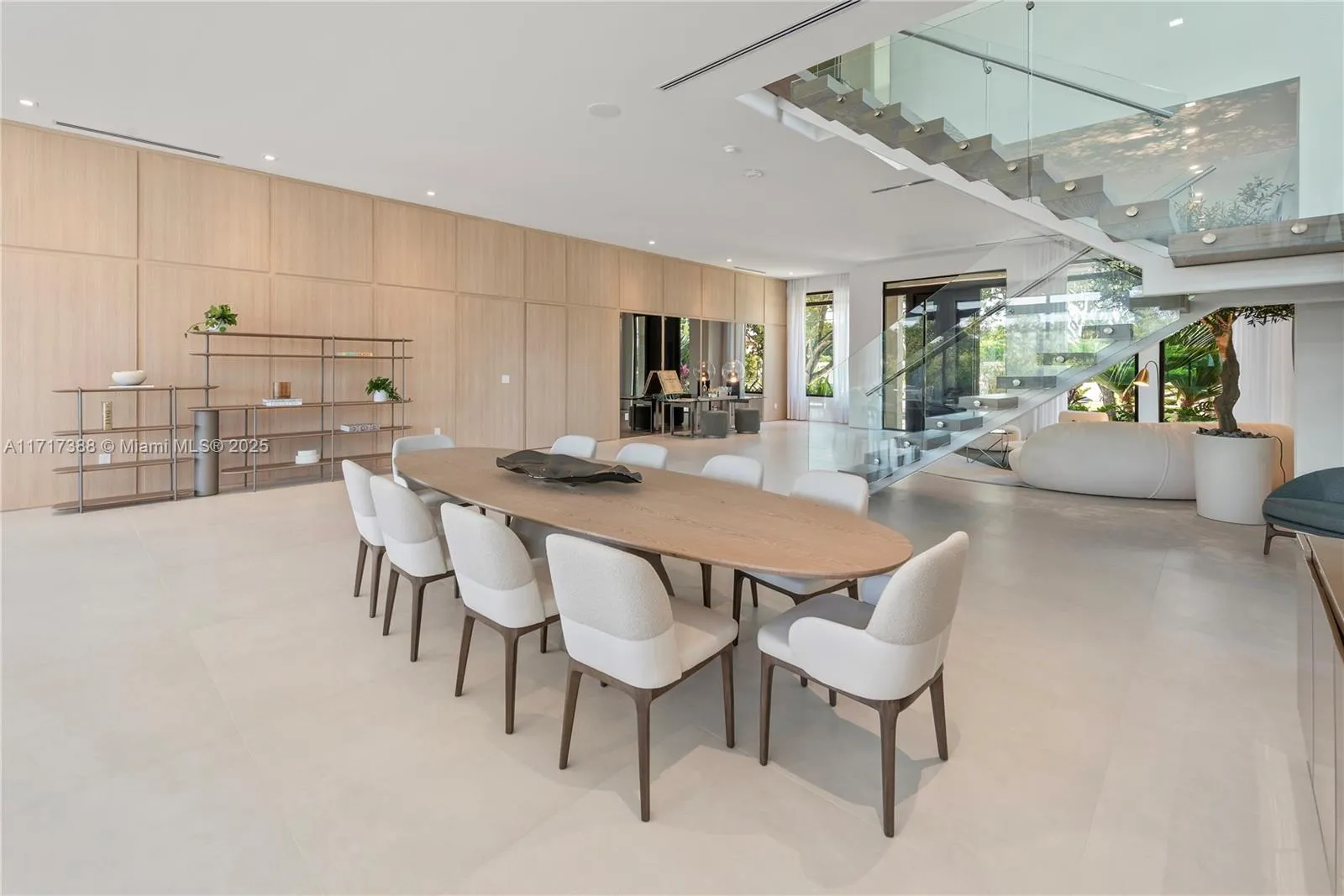 North Miami, Florida 33181, United States, 7 Bedrooms Bedrooms, ,7 BathroomsBathrooms,Residential,Active,22216