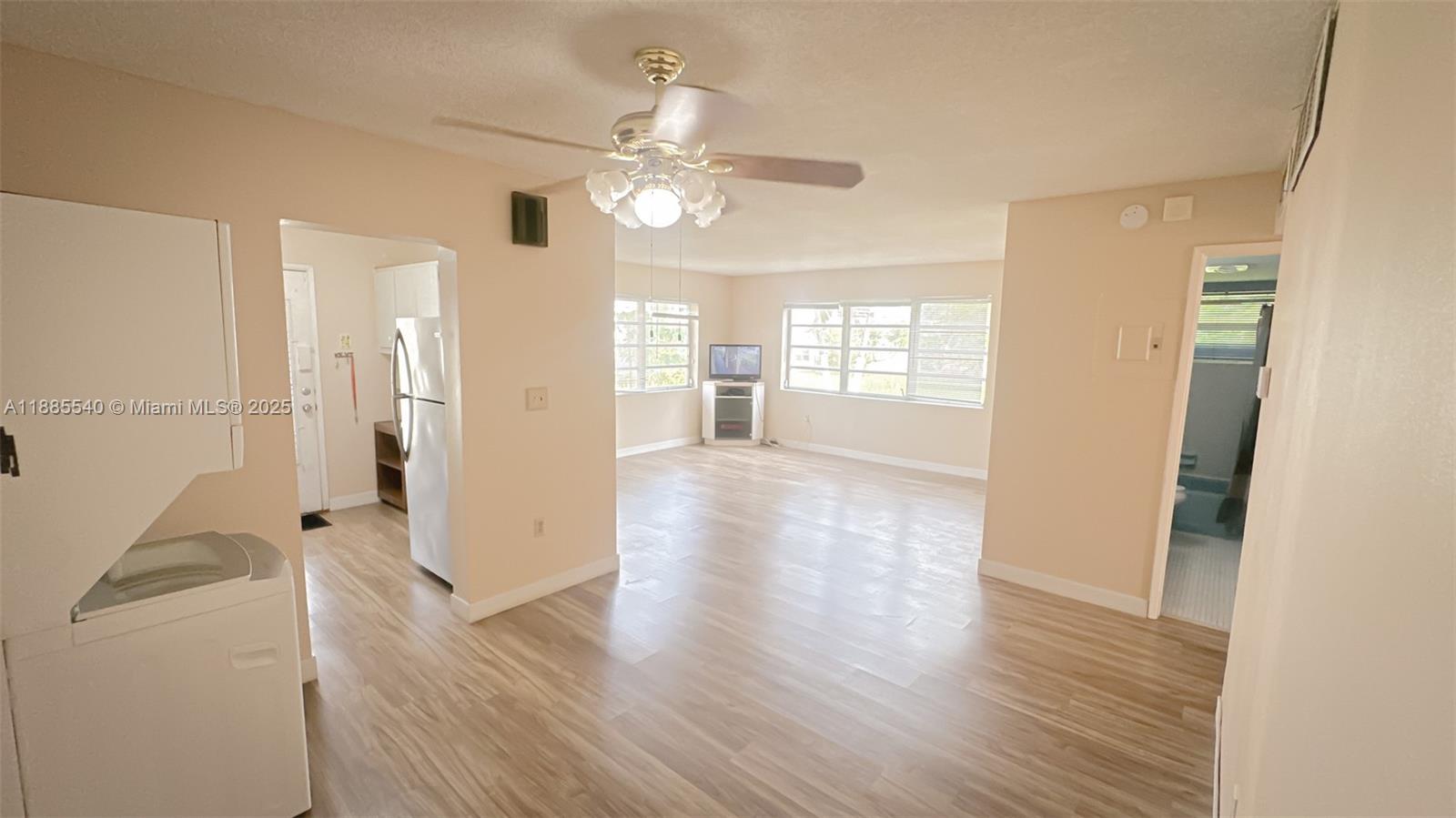 RO-MONT SOUTH CONDO J - Residential