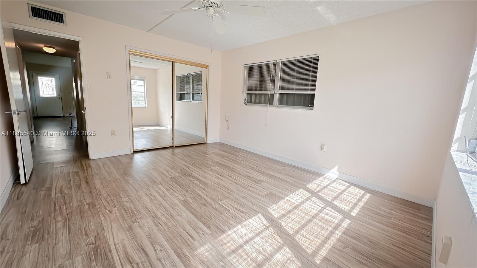 RO-MONT SOUTH CONDO J - Residential